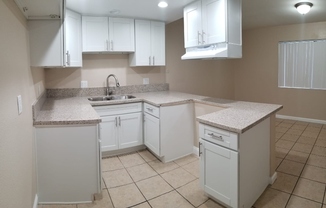 8541 1/2 ROSE ST