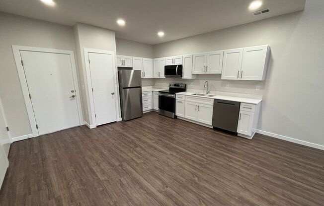 1 bed, 1.5 baths, 941 sqft, $1,745, Unit 220 - L1028 LOFT