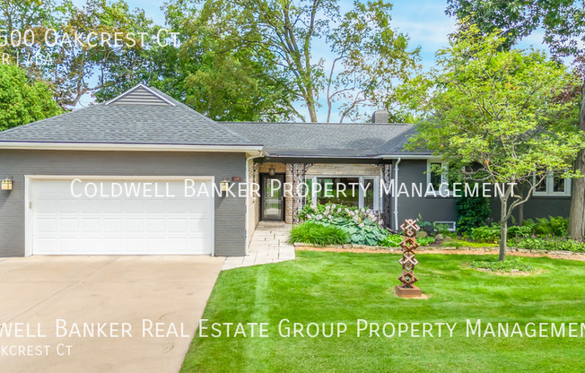1500 OAKCREST CT