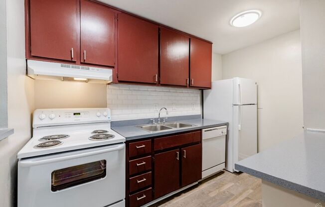 2 beds, 1.5 baths, 976 sqft, $1,275, Unit 2006-13
