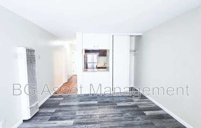 3600 DIMOND AVE