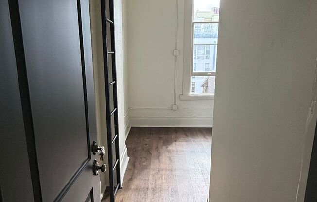 Studio, 1 bath, 166 sqft, $1,400, Unit 318
