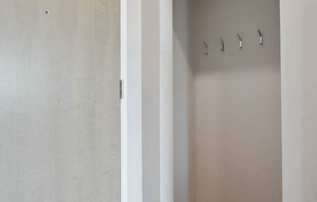 Studio, 1 bath, 390 sqft, $1,025, Unit 1226