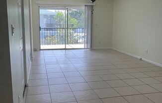 905 SOUTHRIDGE RD