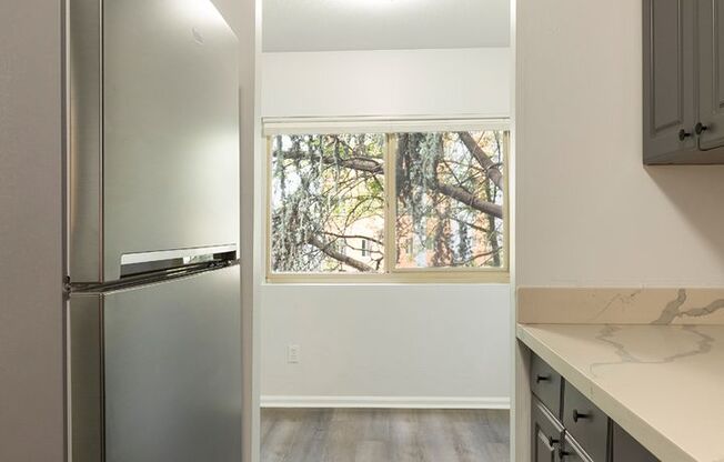 1 bed, 1 bath, 607 sqft, $1,845, Unit 404
