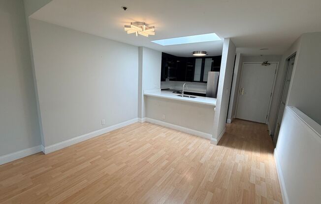 2 beds, 2 baths, $5,250, Unit # 47