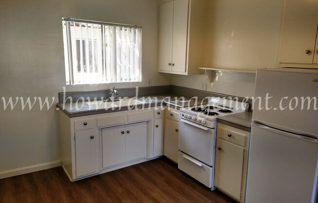 Studio, 1 bath, 400 sqft, $1,495, Unit 09