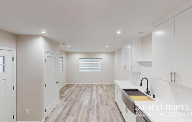 2809 W 46 ST