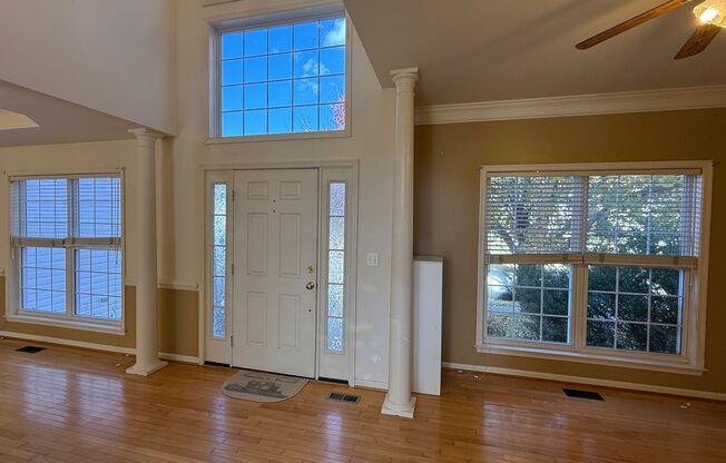 Spacious Colonial in Austin Ridge