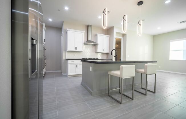 Experience Modern Luxury at 117 Brixton Ave!
