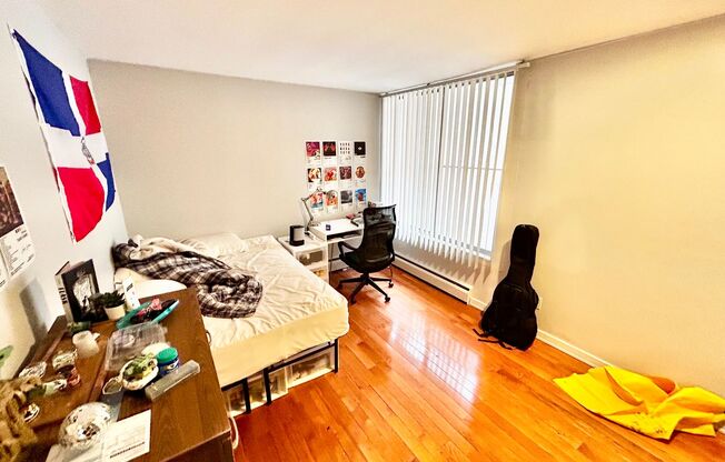 2 beds, 1 bath, 768 sqft, $2,380, Unit 322