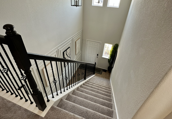 1 BOLLARDPOINT LN