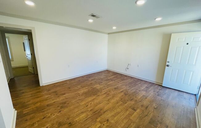 1 bed, 1 bath, $1,449, Unit Unit 121