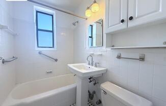 8646 FT HAMILTON PKWY