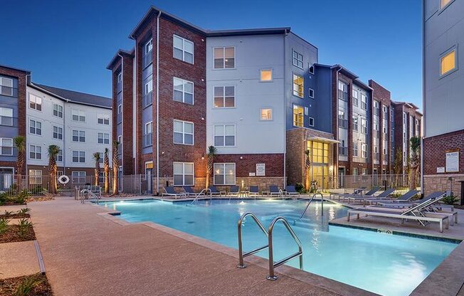 101 RIVER HOUSE PLACE #1113