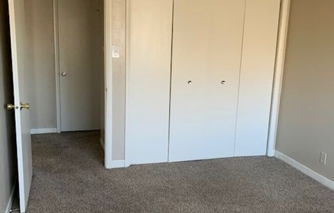 1 bed, 1 bath, 575 sqft, $1,025, Unit 8