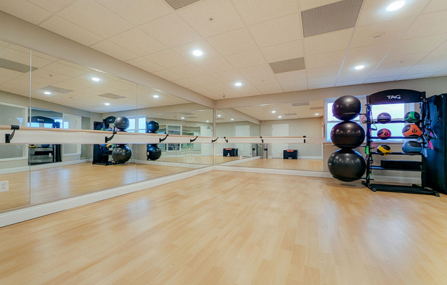 114 - Fitness Studio