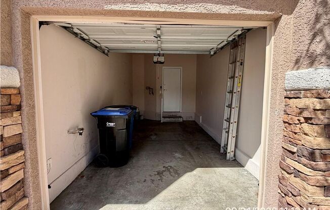 2 beds, 2 baths, $1,550, Unit # 101