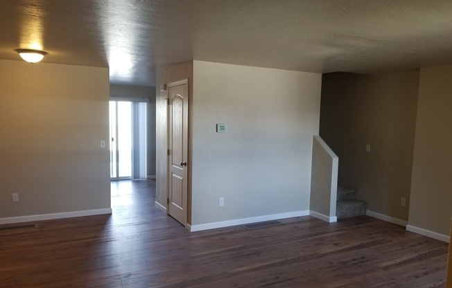 Surprisingly Spacious and Beautifully Updated Duplex – 4 Bed, 2.5 Bath