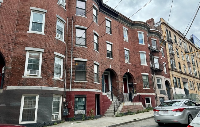 15 LINDEN ST