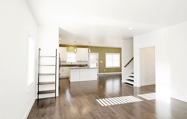 Pet-Friendly Belmont Home With Fenced Yard