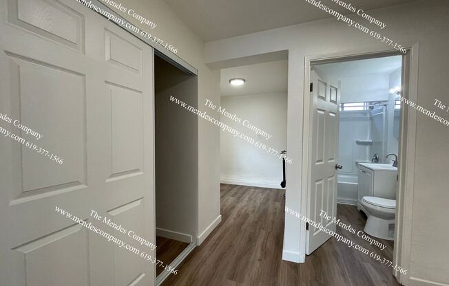 929 1/2 HOOVER AVE