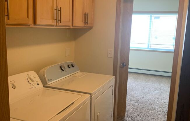 1 bed, 1 bath, 718 sqft, $985, Unit 621-207