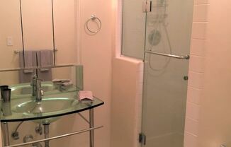 430 Kaiolu St. #1108