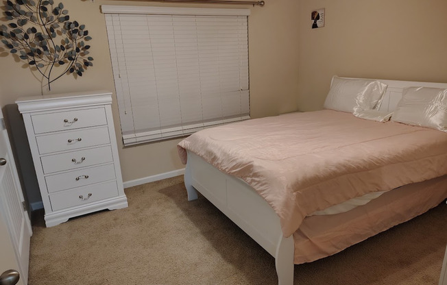829 BLUE HL LN