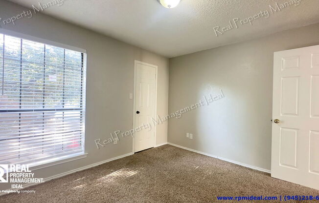 2 beds, 1 bath, 823 sqft, $974, Unit 323