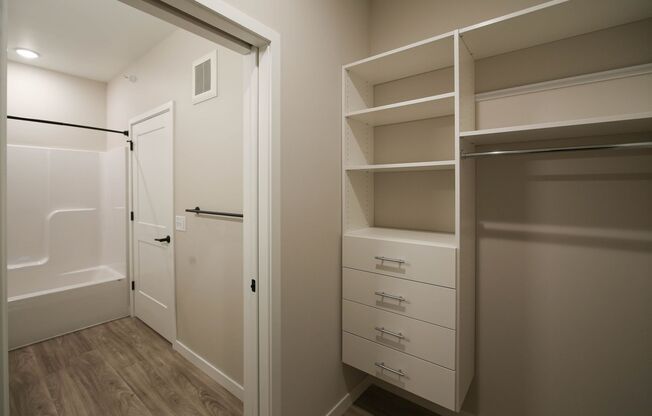 2 beds, 2 baths, 1,313 sqft, $2,900, Unit 509