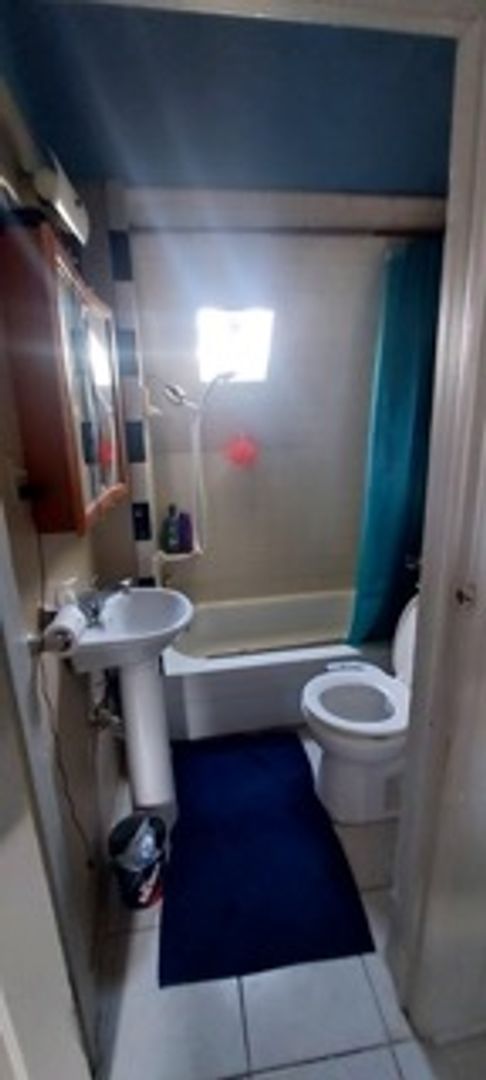 1 bed, 1 bath, 300 sqft, $975, Unit Unit 3 (115 N Sherman St)