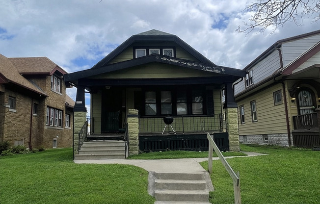 4042-4042A N. 12th St. (Duplex)