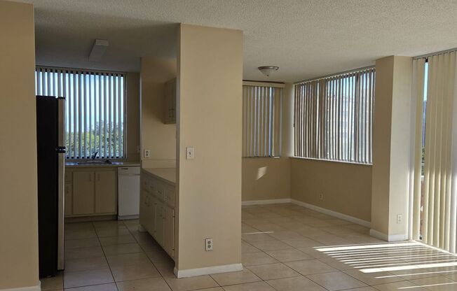 Spacious 2BD / 2BA Apartment - No minimum credit score required!