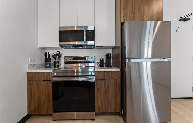 1 bed, 1 bath, 570 sqft, $2,000, Unit 405