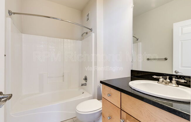 1 bed, 1 bath, 719 sqft, $1,220, Unit 203