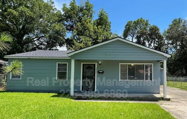6822 MERRYDALE AVE