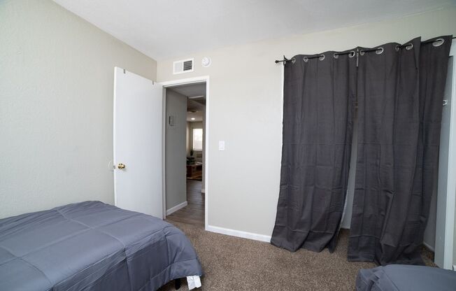 2 beds, 1 bath, 600 sqft, $1,395, Unit Apt C - FURNISHED APT