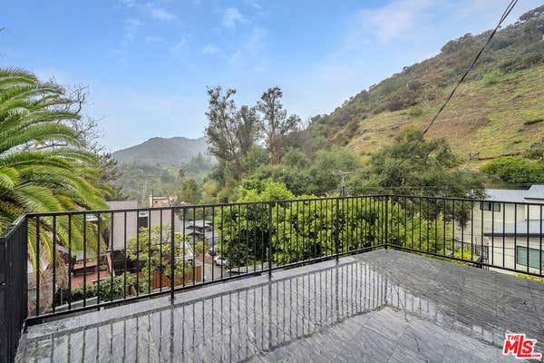 9848 PORTOLA DR