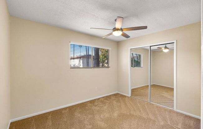 3 beds, 1.5 baths, 1,000 sqft, $2,550, Unit 4133-A