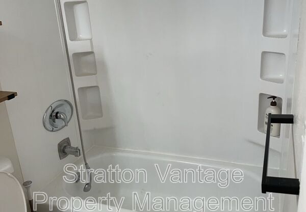 17621 N 19 DR