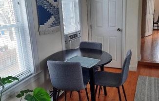 2 beds, 1 bath, 1,000 sqft, $2,300, Unit 2