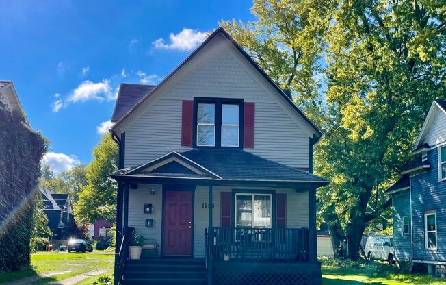 2nd Floor Duplex