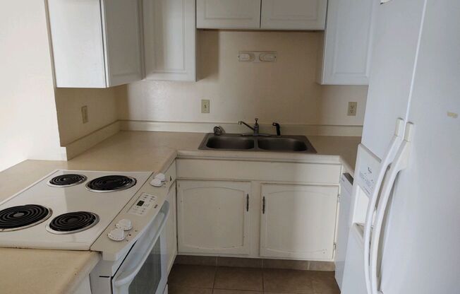 Town home on 47 Dr
