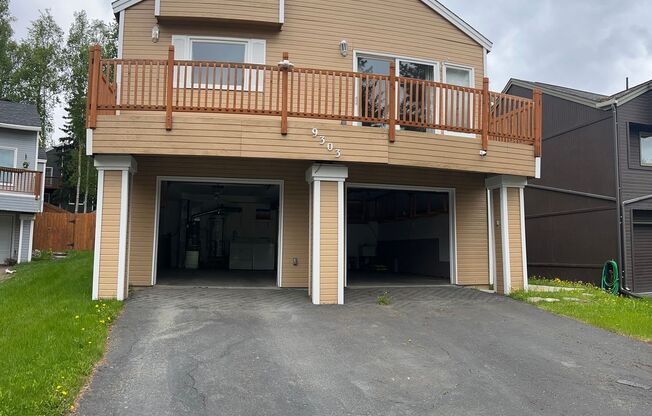 4 bed/ 2 bath beauty in Eagle River