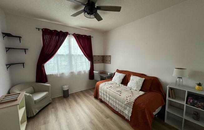 10825 WINDSOR WALK DR