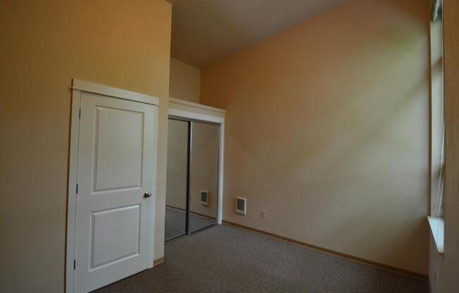 4 beds, 2.5 baths, 1,544 sqft, $3,880, Unit 06