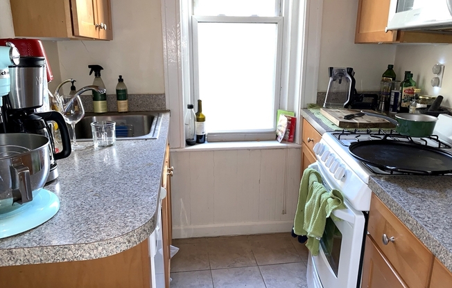 1 bed, 1 bath, 612 sqft, $2,850, Unit 18