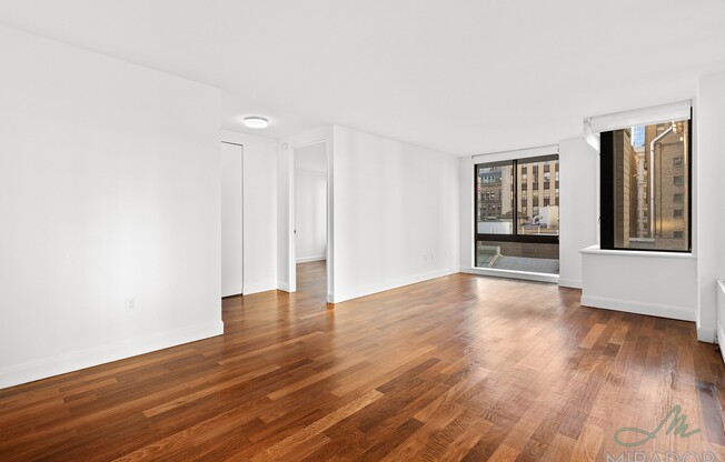Instrata Gramercy