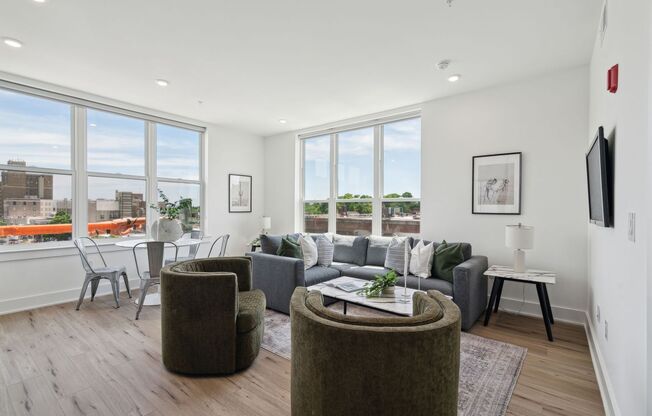 2 beds, 2 baths, 1,000 sqft, $1,795, Unit 203